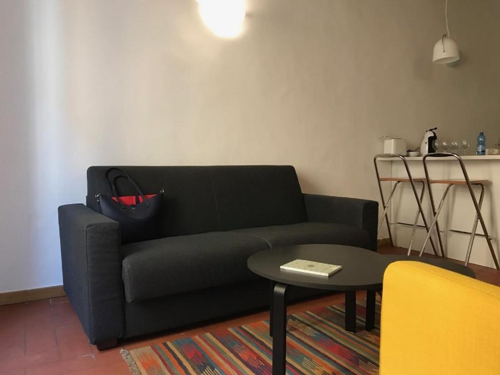 Sant'ambrogio Studio Apartamento *