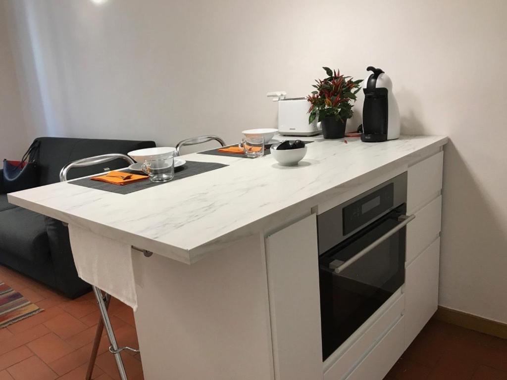 Sant'ambrogio Studio Apartamento *